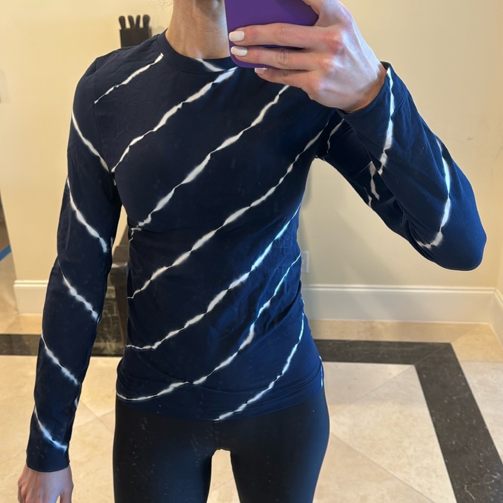 Tory Burch size small navy and white stretchy active top